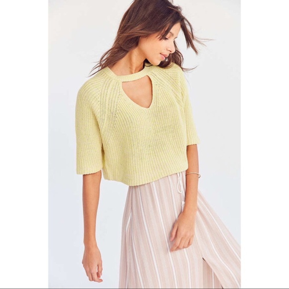 Urban Outfitters crop top